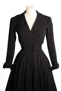 acquisition-des-musees-2022-robe-manteau-1947-dior