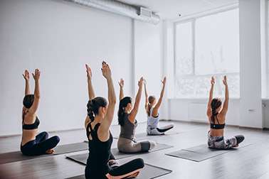 Yoga au musée